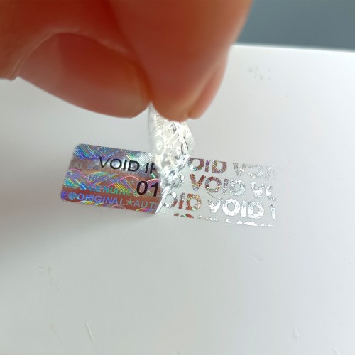 Голографическая наклейка void 40 х 20 мм