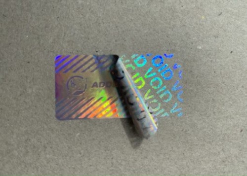 Голографическая наклейка void 40 х 20 мм